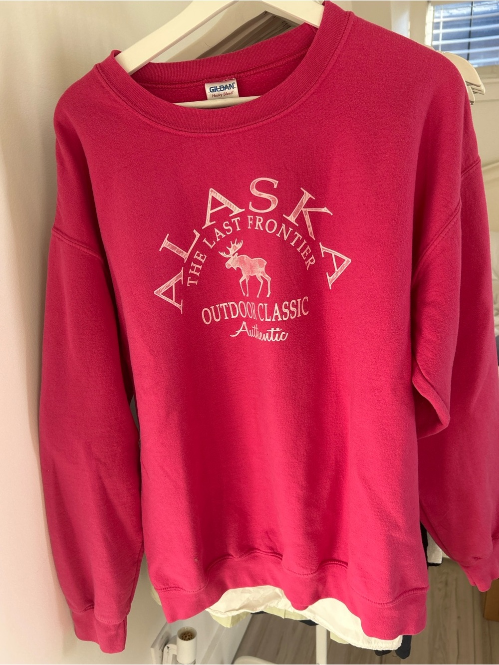 Gildan Hot Pink Alaska Outdoor Classic Crewneck Sweatshirt